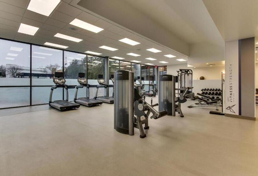 Отель Huntsville Marriott At The Space & Rocket Center