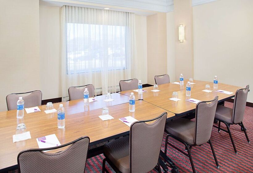 Отель Hyatt Place Denver Cherry Creek