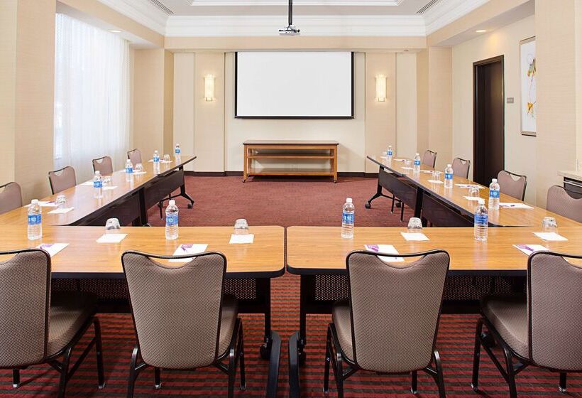 Отель Hyatt Place Denver Cherry Creek