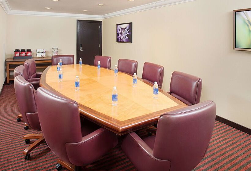 Отель Hyatt Place Denver Cherry Creek