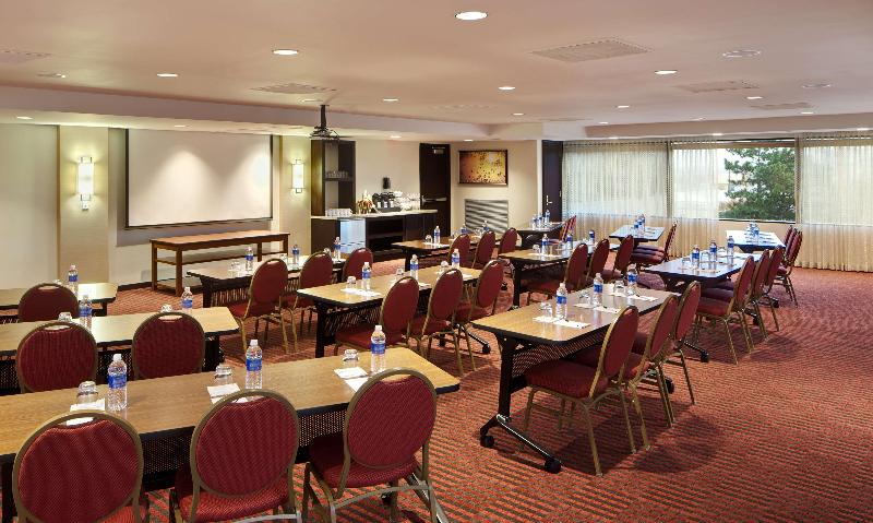 Отель Hyatt Place Denver Cherry Creek