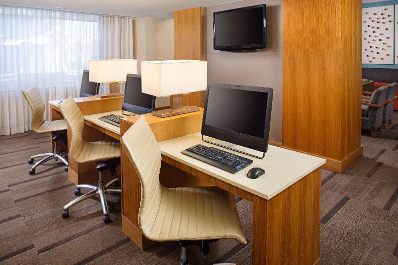 Отель Hyatt Place Denver Cherry Creek