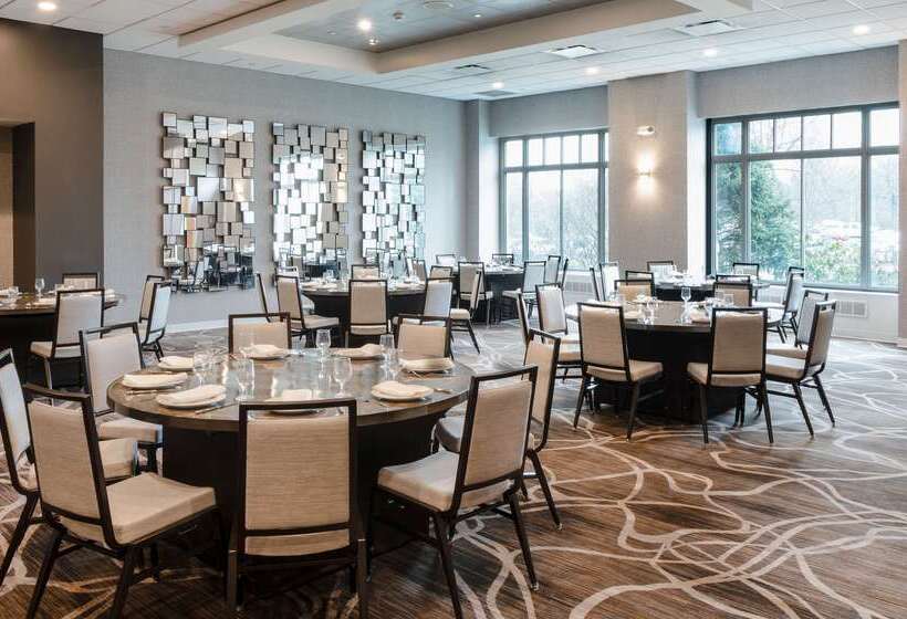 هتل Hyatt Regency Long Island