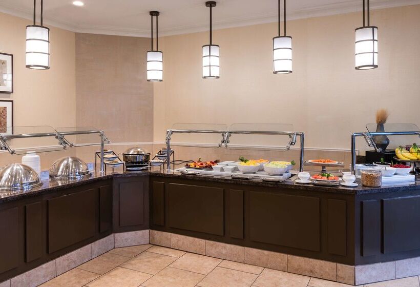 هتل Hyatt Regency Long Island