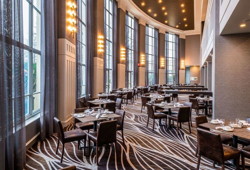 هتل Hyatt Regency Long Island