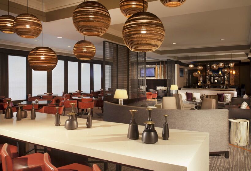 هتل Hyatt Regency Long Island