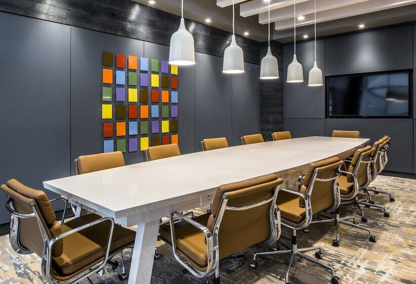 هتل Hyatt Regency Mccormick Place Chicago