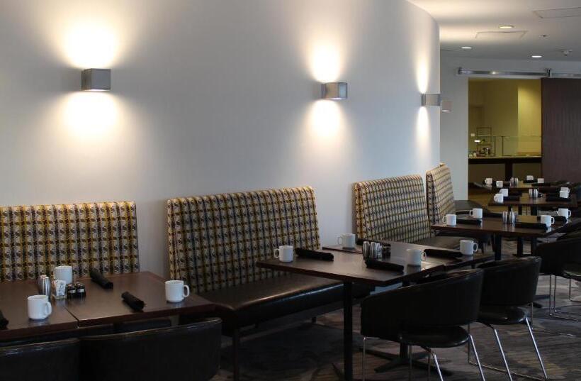 فندق Kansas City Marriott Country Club Plaza