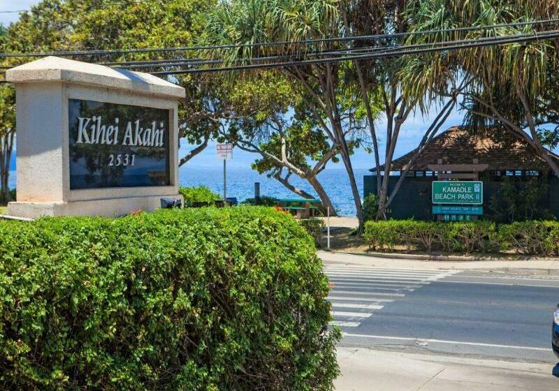 Отель Kihei Akahi Condos