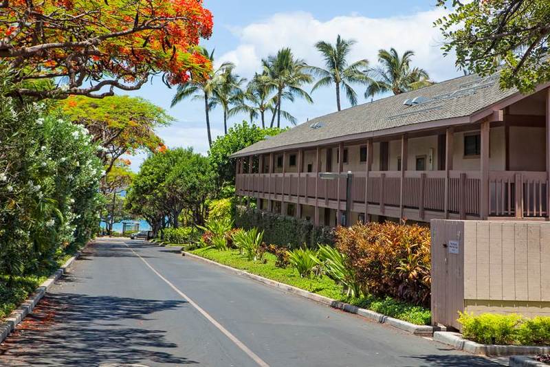 Отель Kihei Akahi Condos