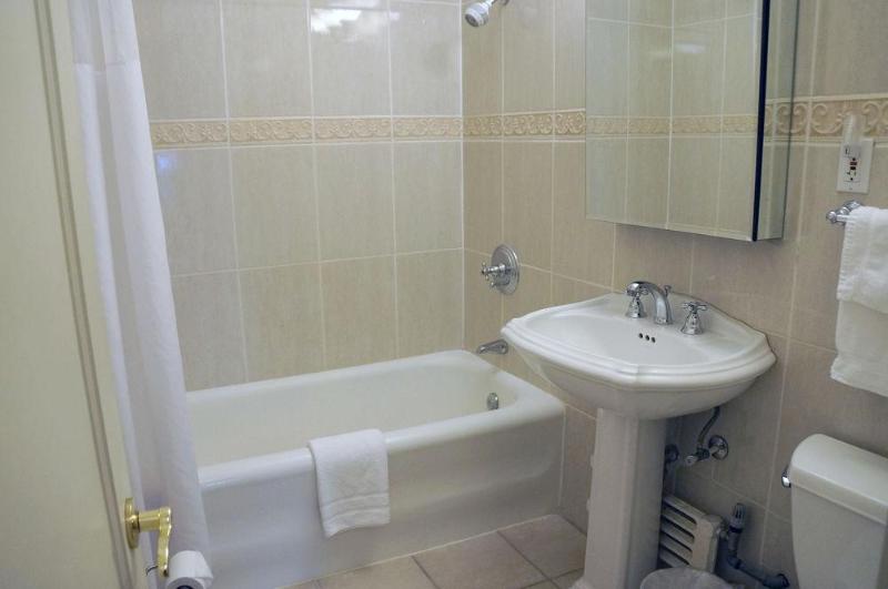 Отель Knickerbocker On The Lake