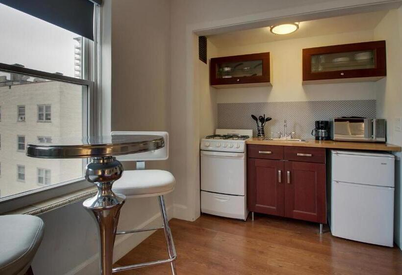 Отель Knickerbocker On The Lake