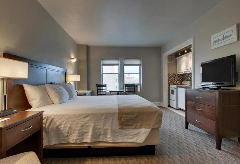 Отель Knickerbocker On The Lake