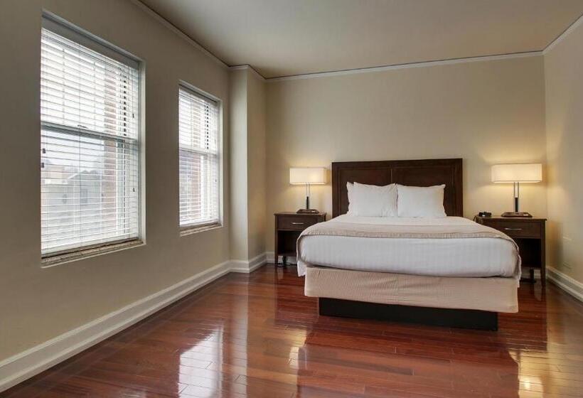 Отель Knickerbocker On The Lake