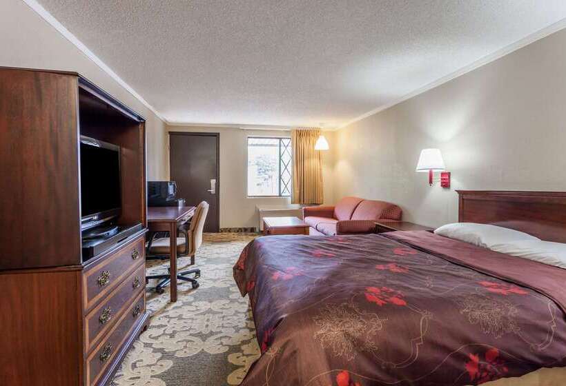 בית מלון כפרי Knights Inn Farmington Hills