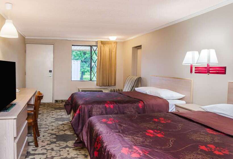 فندق Knights Inn Farmington Hills