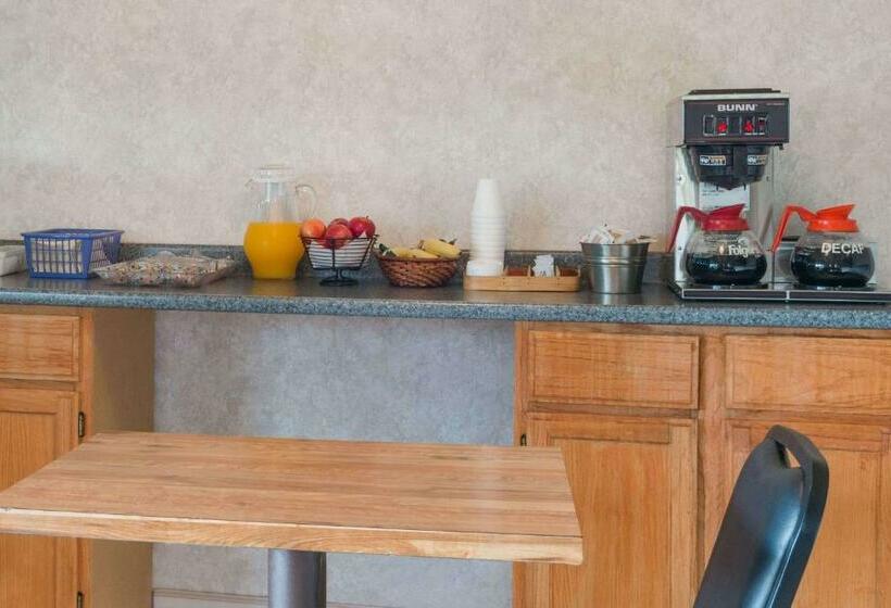 ホテル Knights Inn Franklin, Oh