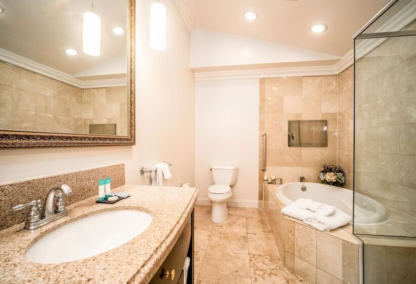 فندق Kronborg Inn