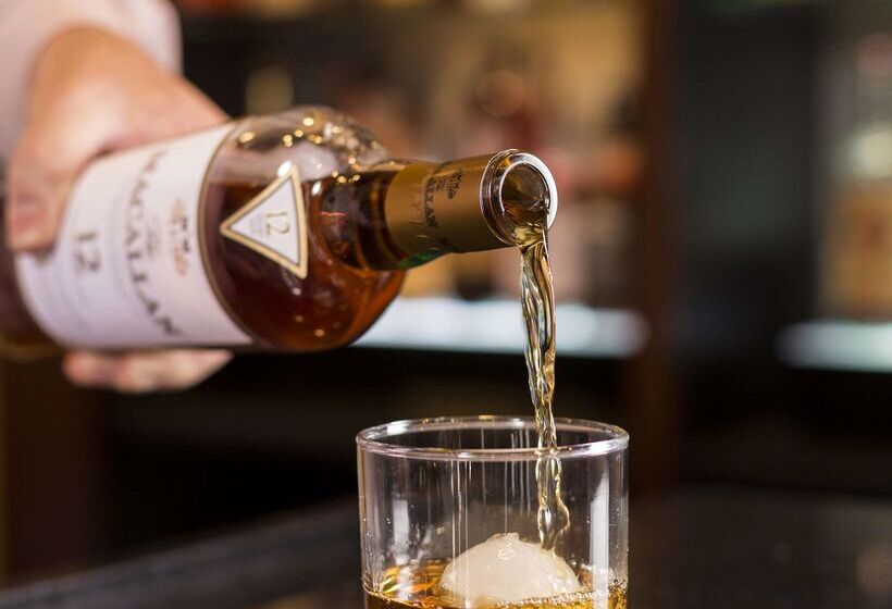 酒店 La Fonda On The Plaza