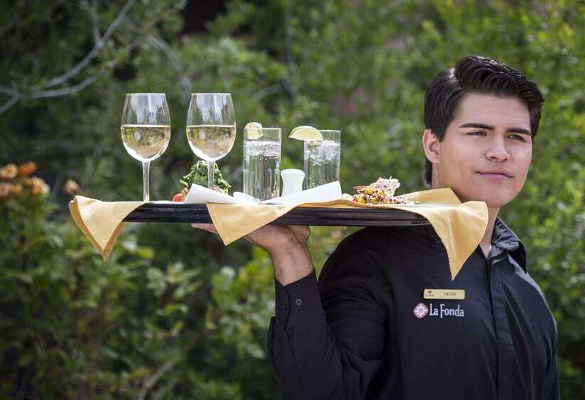 酒店 La Fonda On The Plaza