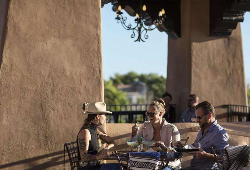 酒店 La Fonda On The Plaza