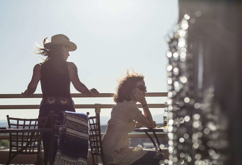 酒店 La Fonda On The Plaza