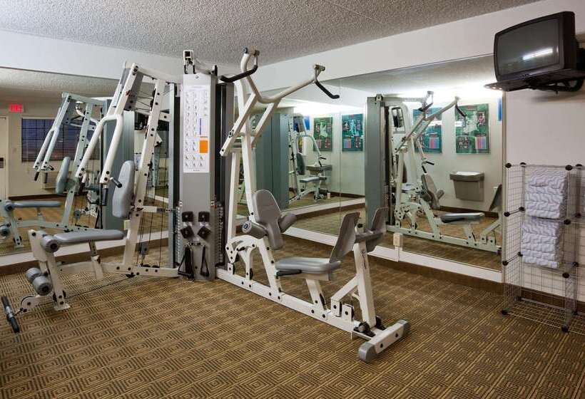 בית מלון כפרי La Quinta Inn By Wyndham Albuquerque Airport