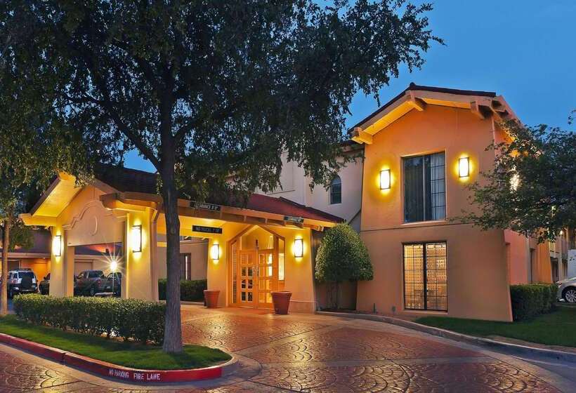 בית מלון כפרי La Quinta Inn By Wyndham Amarillo Midcity