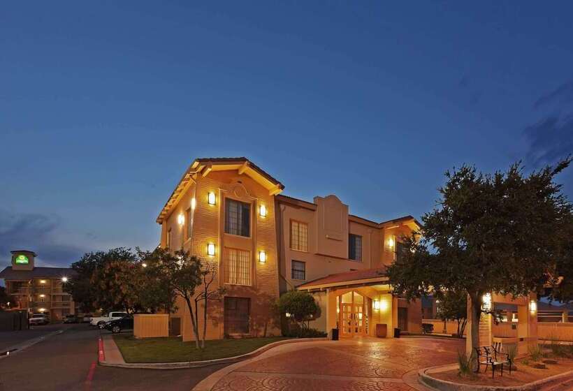בית מלון כפרי La Quinta Inn By Wyndham Amarillo West Medical Center