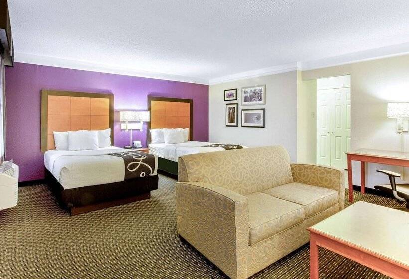 בית מלון כפרי La Quinta Inn By Wyndham And Conference Center San Angelo