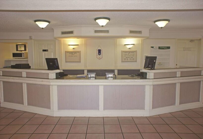 فندق La Quinta Inn By Wyndham Austin Oltorf