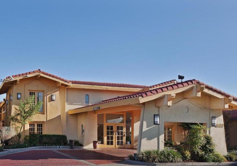 호텔 La Quinta Inn By Wyndham Austin Oltorf