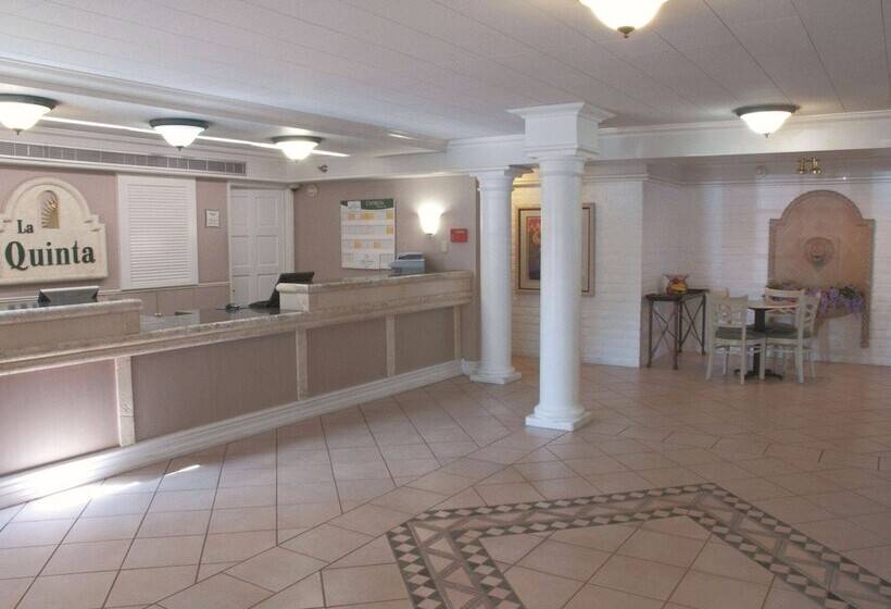 فندق La Quinta Inn By Wyndham Bakersfield South