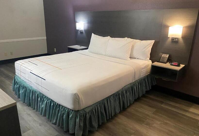 فندق La Quinta Inn By Wyndham Bakersfield South