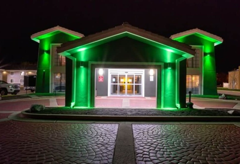 Отель La Quinta Inn By Wyndham Champaign