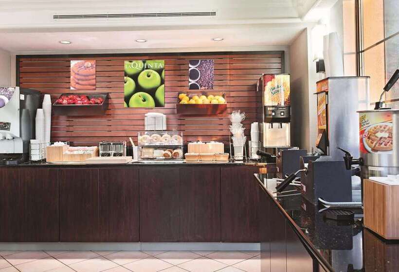 酒店 La Quinta Inn By Wyndham Champaign