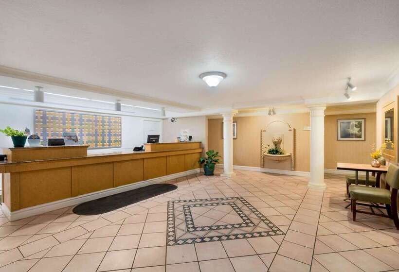 ホテル La Quinta Inn By Wyndham Cheyenne