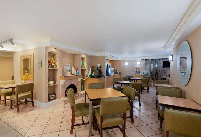 فندق La Quinta Inn By Wyndham Cheyenne