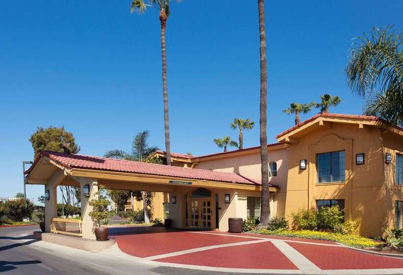 فندق La Quinta Inn By Wyndham Costa Mesa Orange County