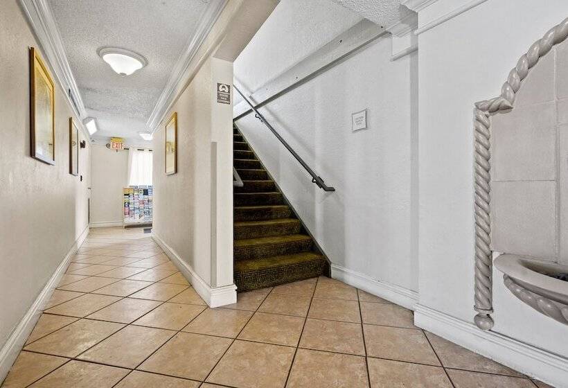 فندق La Quinta Inn By Wyndham Costa Mesa Orange County