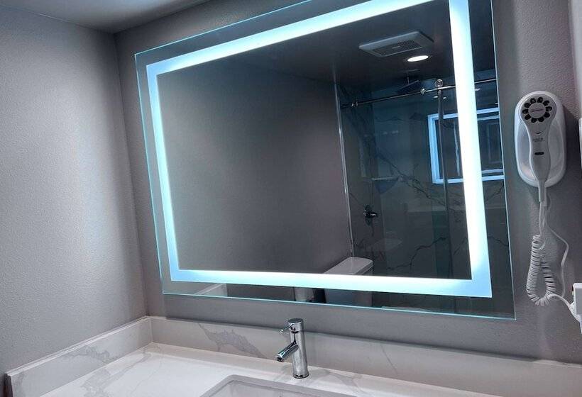 فندق La Quinta Inn By Wyndham Costa Mesa Orange County