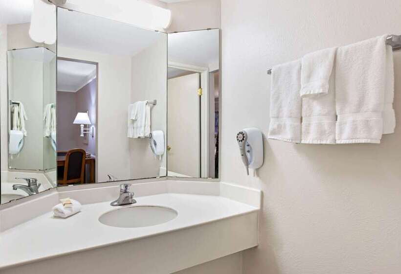 호텔 La Quinta Inn By Wyndham El Paso East Lomaland