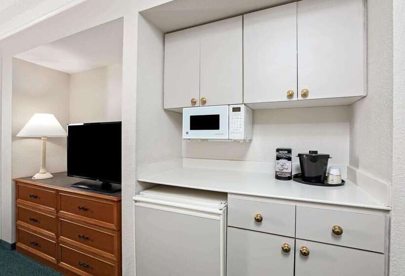 호텔 La Quinta Inn By Wyndham El Paso East Lomaland