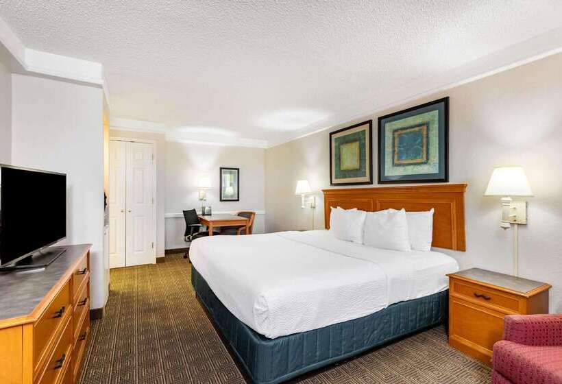 ホテル La Quinta Inn By Wyndham El Paso West