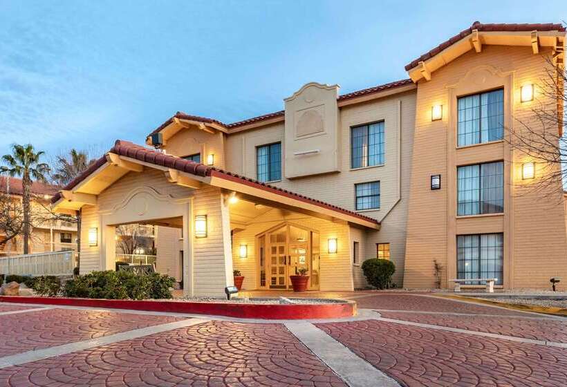 ホテル La Quinta Inn By Wyndham El Paso West