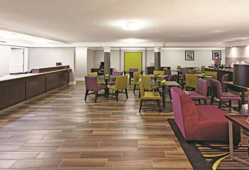 ホテル La Quinta Inn By Wyndham Fresno Yosemite