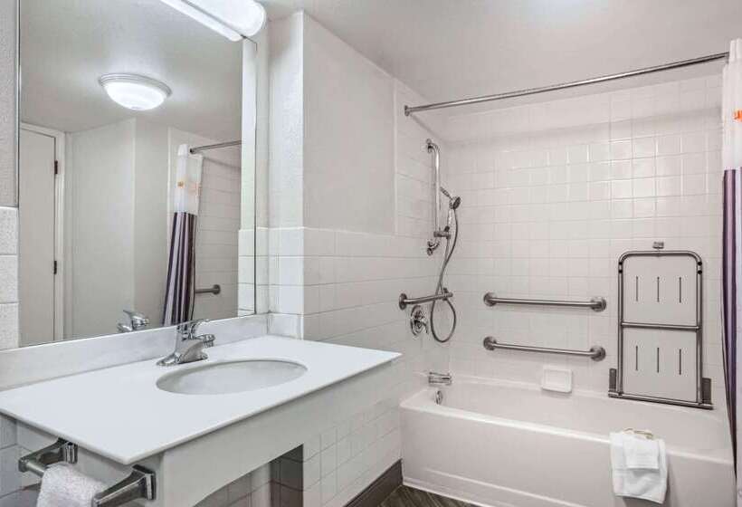 ホテル La Quinta Inn By Wyndham Fresno Yosemite