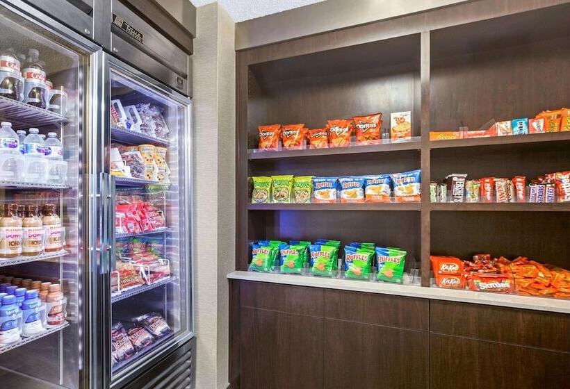 ホテル La Quinta Inn By Wyndham Fresno Yosemite