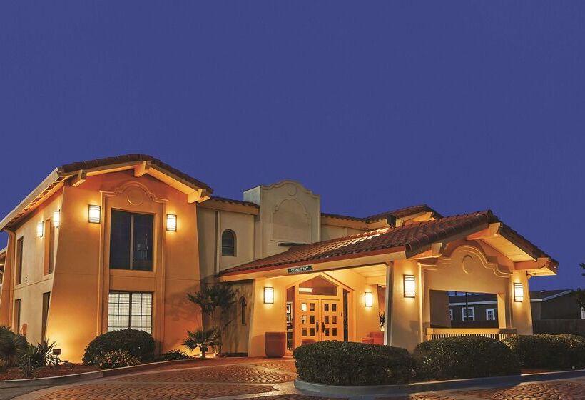 هتل La Quinta Inn By Wyndham Midland