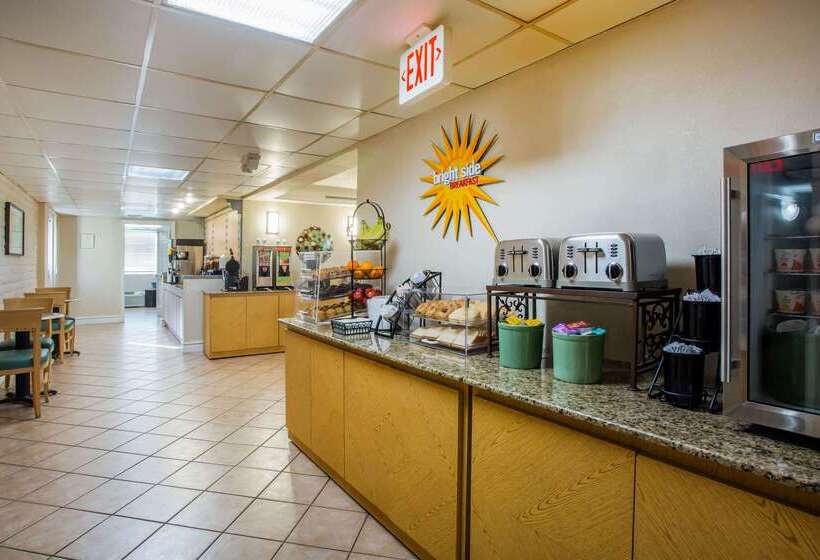 호텔 La Quinta Inn By Wyndham Norfolk Virginia Beach